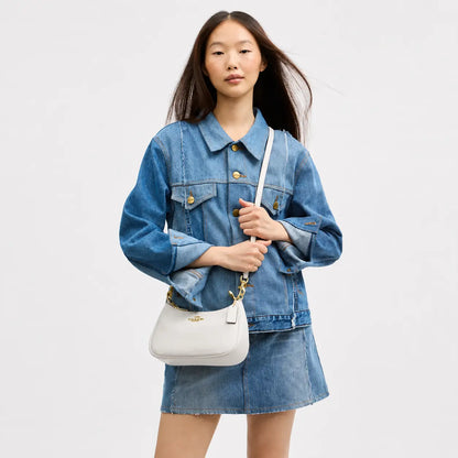 Teri Shoulder Bag In Signature Canvas