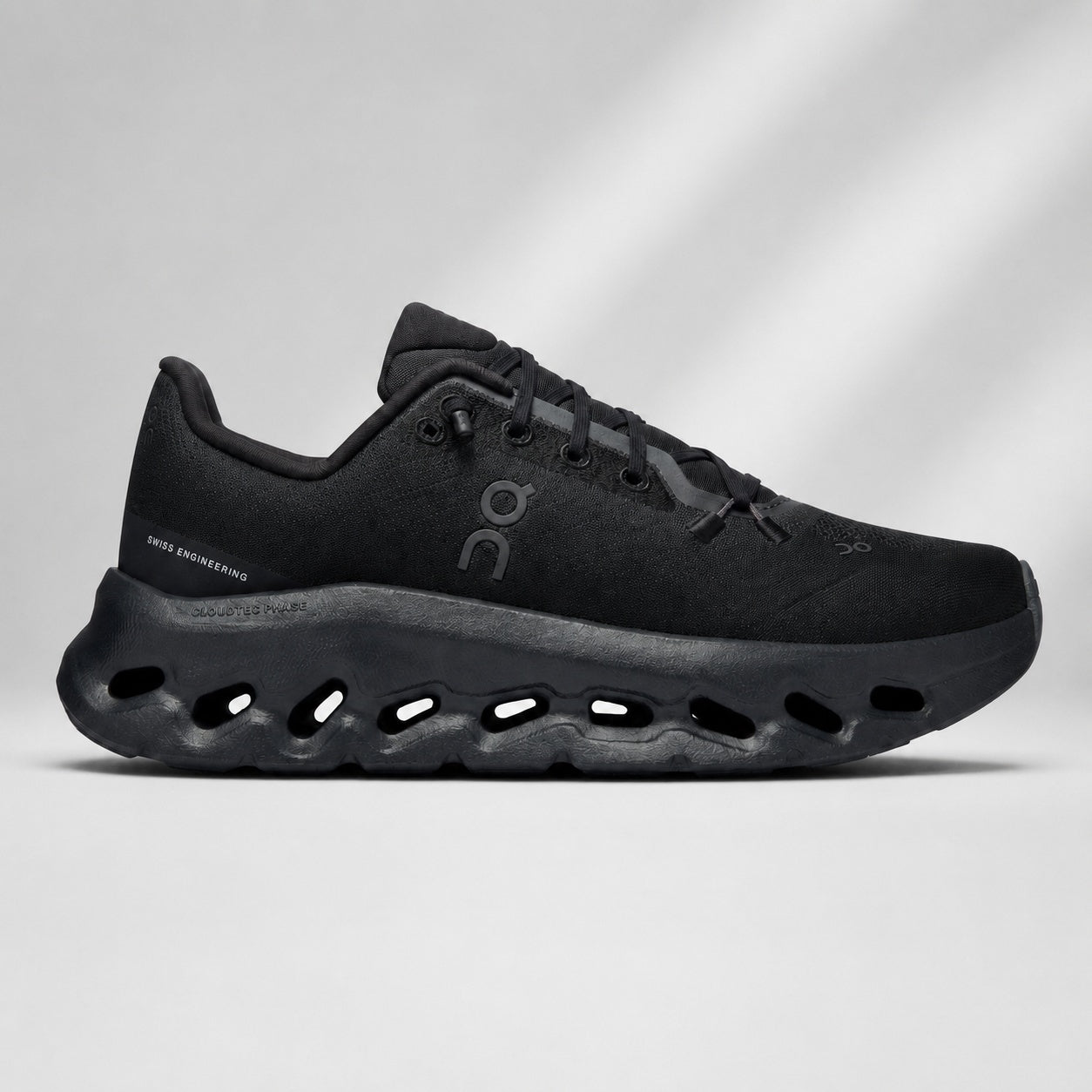Cloudtilt Eclipse|Black