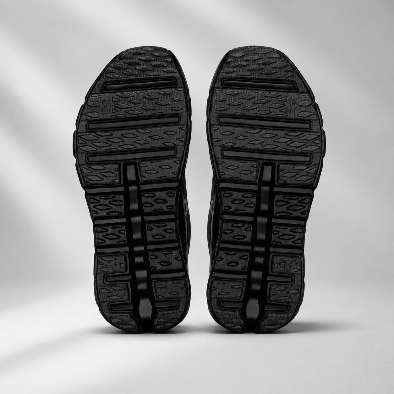 Cloudtilt Eclipse|Black