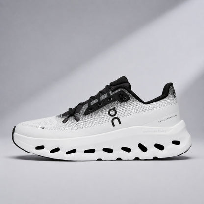 Cloudtilt Black|Ivory